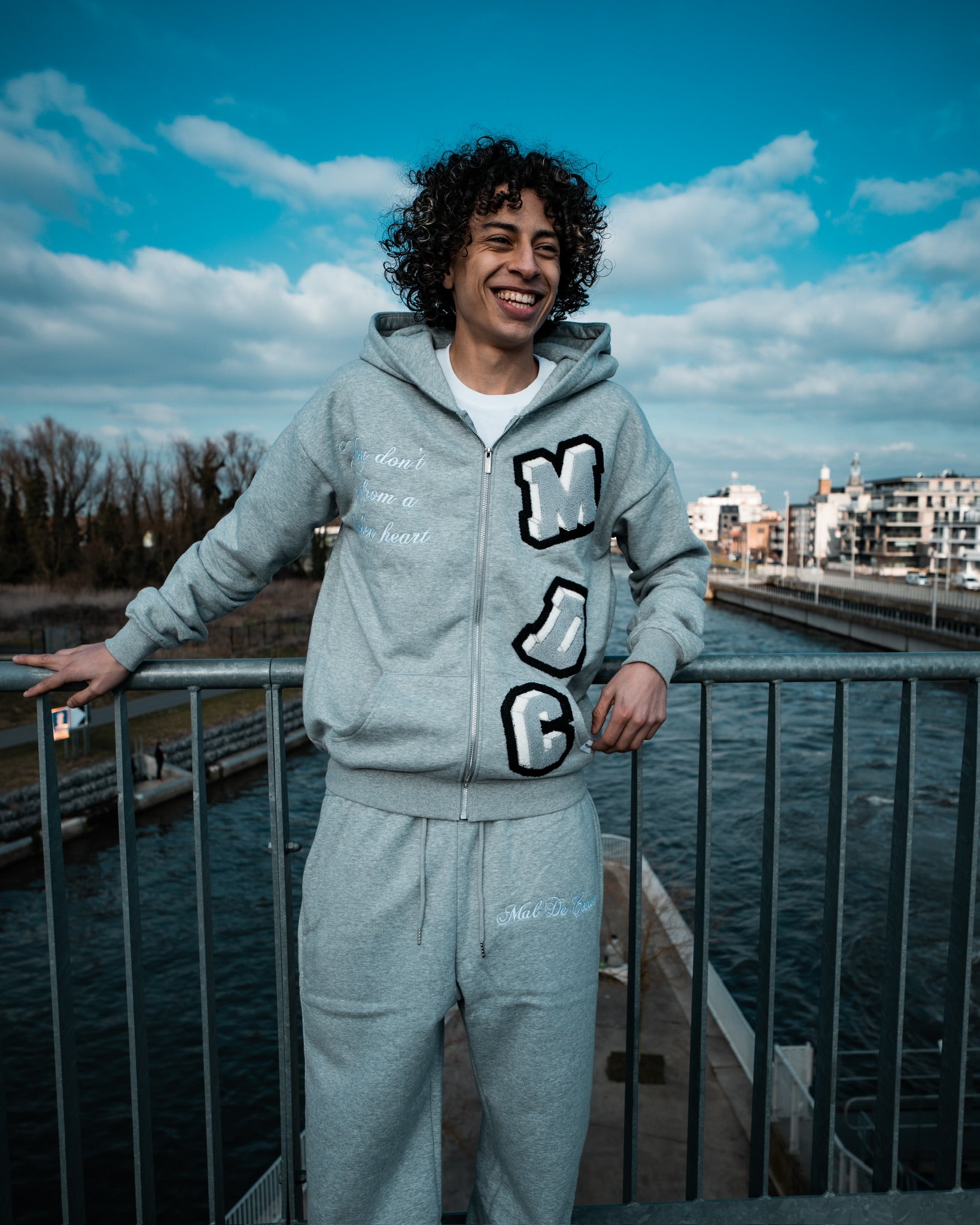 GREY HERITAGE JOGGER PANTS